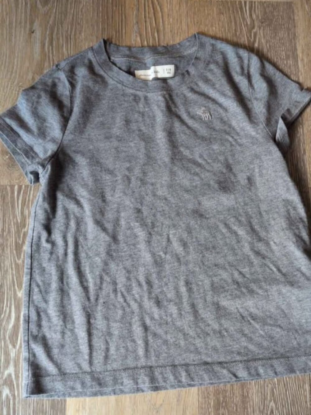 Abercrombie Kids Grey T-Shirt 7/8 girls